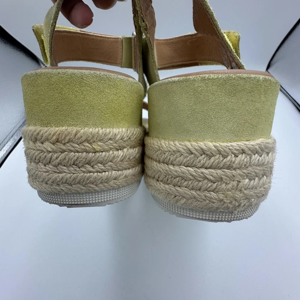 Sorel Cameron Espadrille Sandals Women's 9.5 Neon Green Yellow NL 4014-757‎ READ